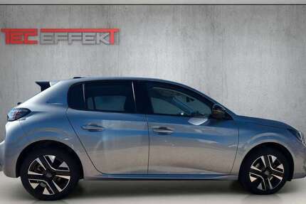 Peugeot 208 22.439 km 18.860 € Kronach 96317