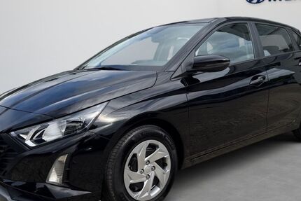 Hyundai i20 7.449 km 16.480 &euro; Marl 45770