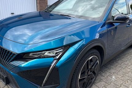 Peugeot 408 90.000 km 18.990 &euro; Neuss 41462