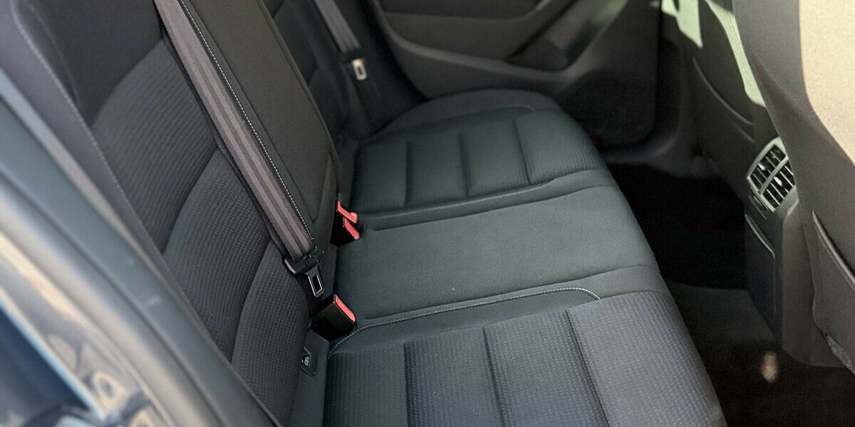 VW Golf ´Team´ / Automatik / Klima / Sitzheizung 100.000 km 9.900 &euro; Mönchengladbach 41066