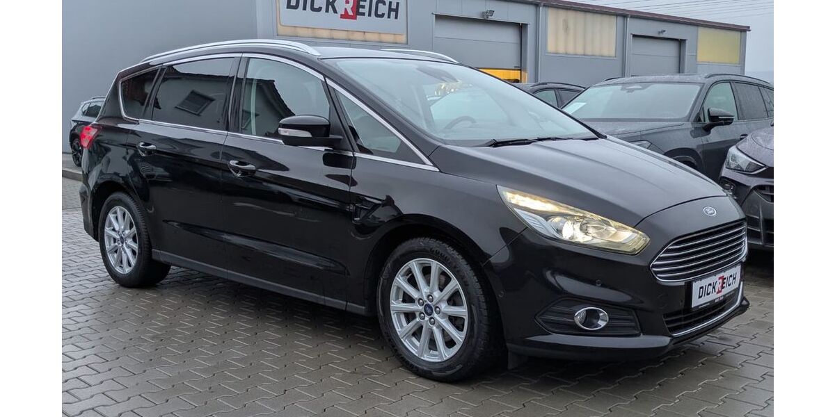 Ford S-Max 229.453 km 7.950 &euro; Burghaun 36151