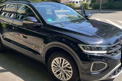 VW T-Roc 48.500 km 17.600 &euro; Hamburg 22527