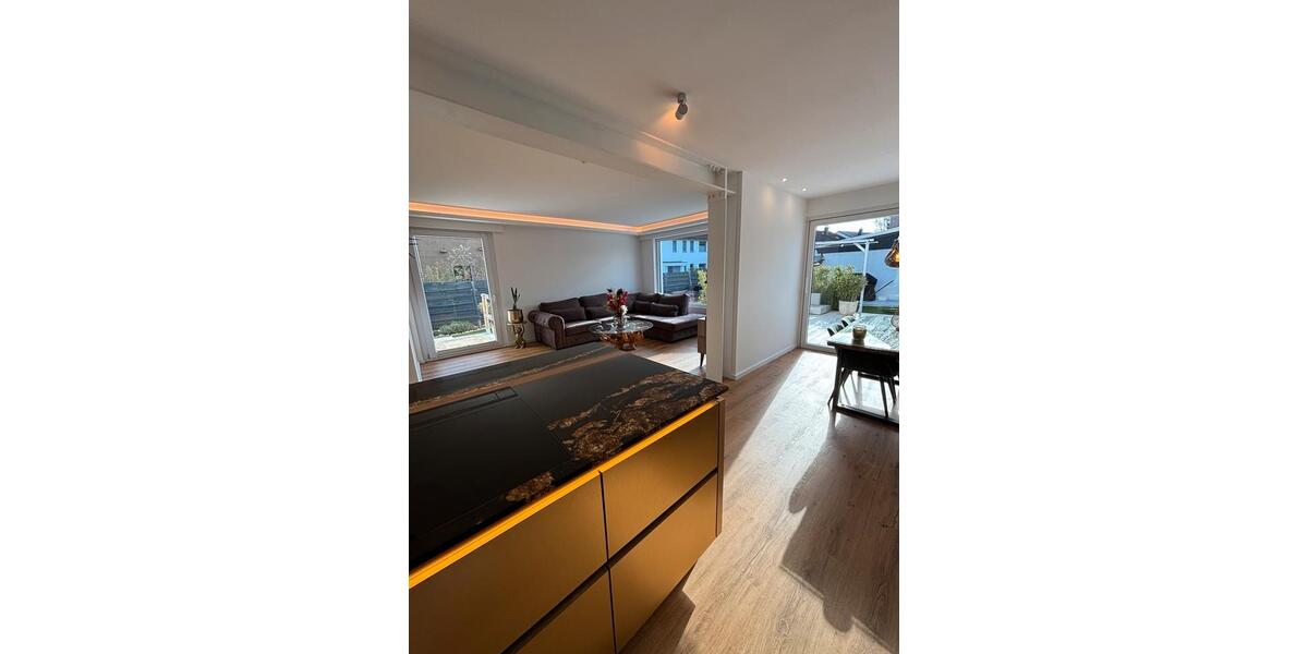 Einfamilienhaus Bonn Beuel-Mitte - 3.5 Zimmer, 130 m&sup2;, 2.700&euro; | Angebot:26397463