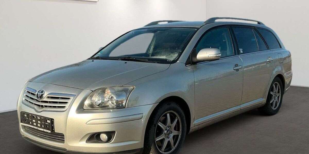 Toyota Avensis 262.331 km 2.499 &euro; Sandersdorf-Brehna 06796