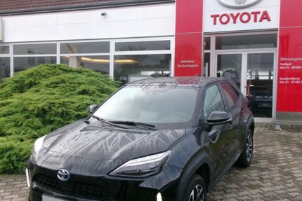 Toyota Yaris Cross 10.650 km 23.990 &euro; Dresden 01259