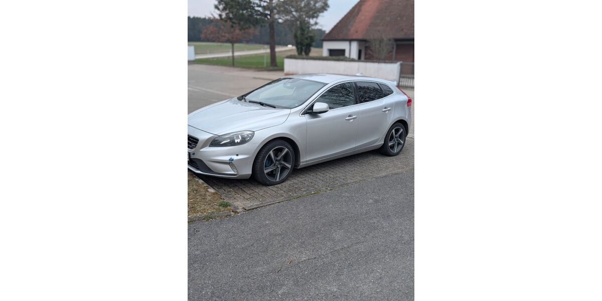 Volvo V40 179.000 km 6.800 &euro; Röttenbach 91187