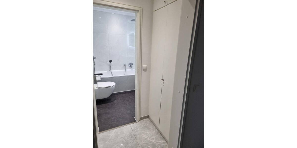 Etagenwohnung Hamburg Steilshoop - 2 Zimmer, 57 m&sup2;, 1.690&euro; | Angebot:26184432