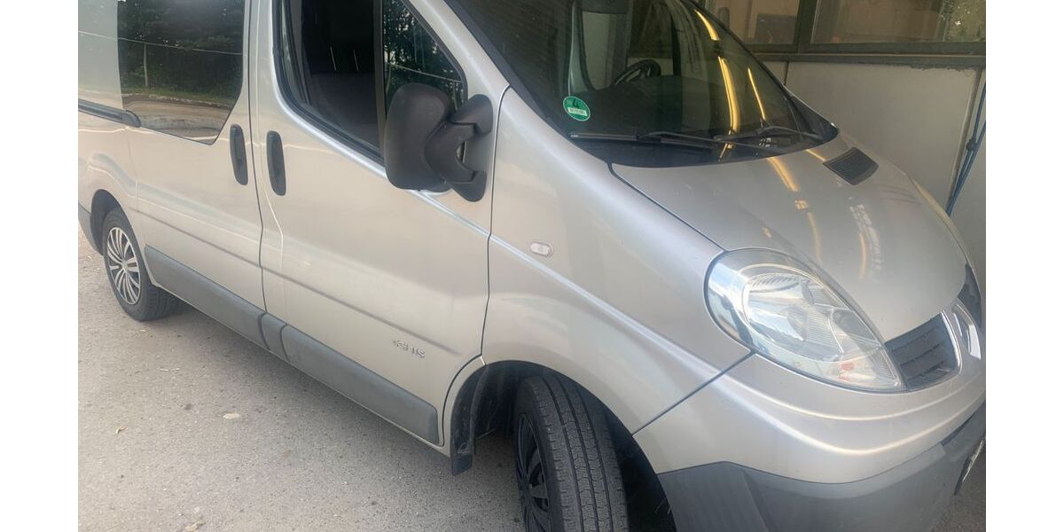 Renault Trafic 213.000 km 7.100 &euro; Ertingen 88525