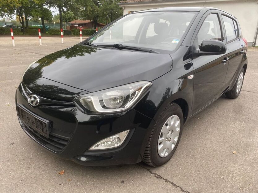 Hyundai i20 122.500 km 4.400 € Osthofen 67574