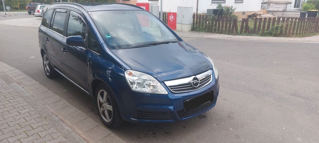 Opel Zafira 251.000 km 2.300 € Siefersheim 55597