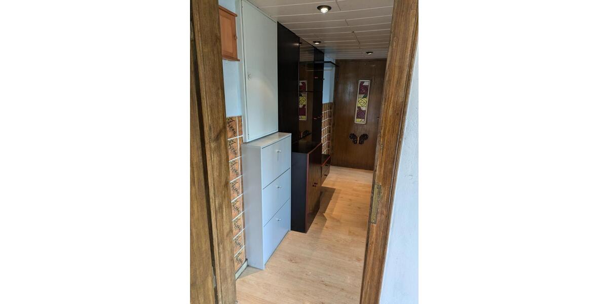 Hochparterre Eiterfeld - 3 Zimmer, 60 m&sup2;, 350&euro; | Angebot:25809523