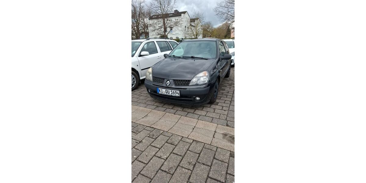 Renault Clio 184.000 km 1.100 &euro; Kiel 24159