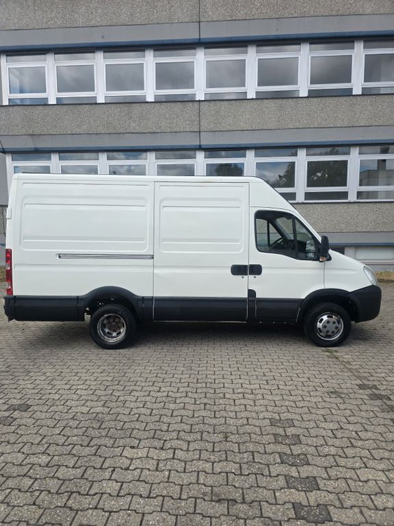 Andere