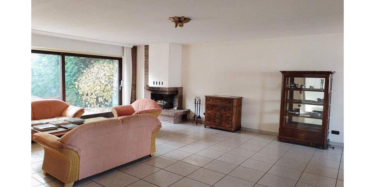 Reihenmittelhaus Bonn Muffendorf - 7 Zimmer, 220 m&sup2;, 695.000&euro; | Angebot:24369985