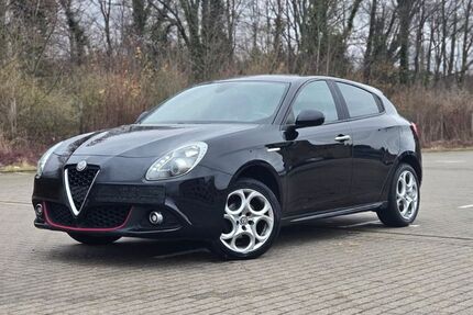 Alfa Romeo Giulietta 169.000 km 7.800 &euro; Aachen 52074