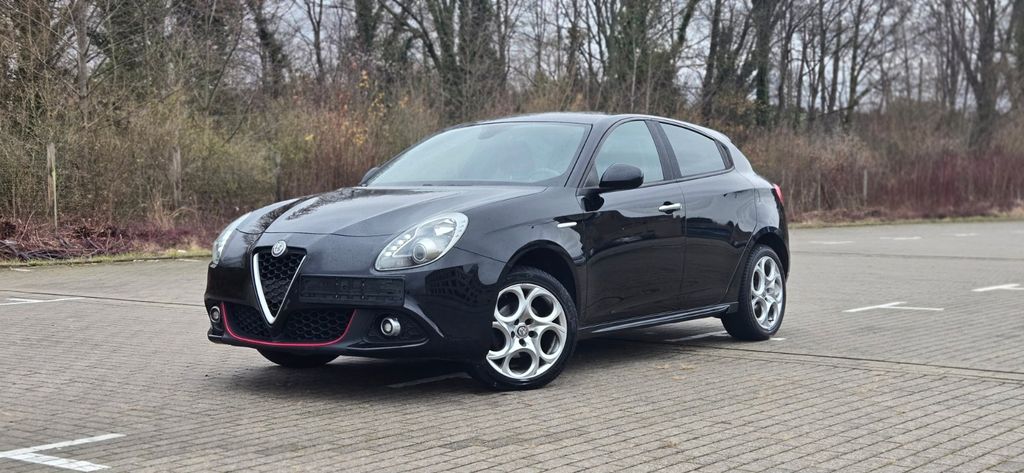 Alfa Romeo Giulietta 169.000 km 7.800 &euro; Aachen 52074