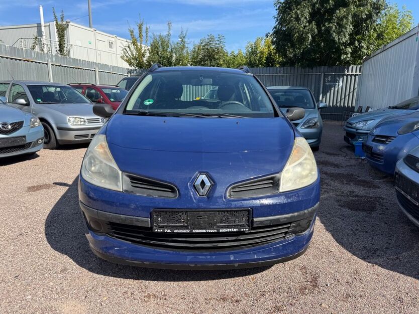 Renault Clio 176.186 km 1.800 € Erfurt 99089