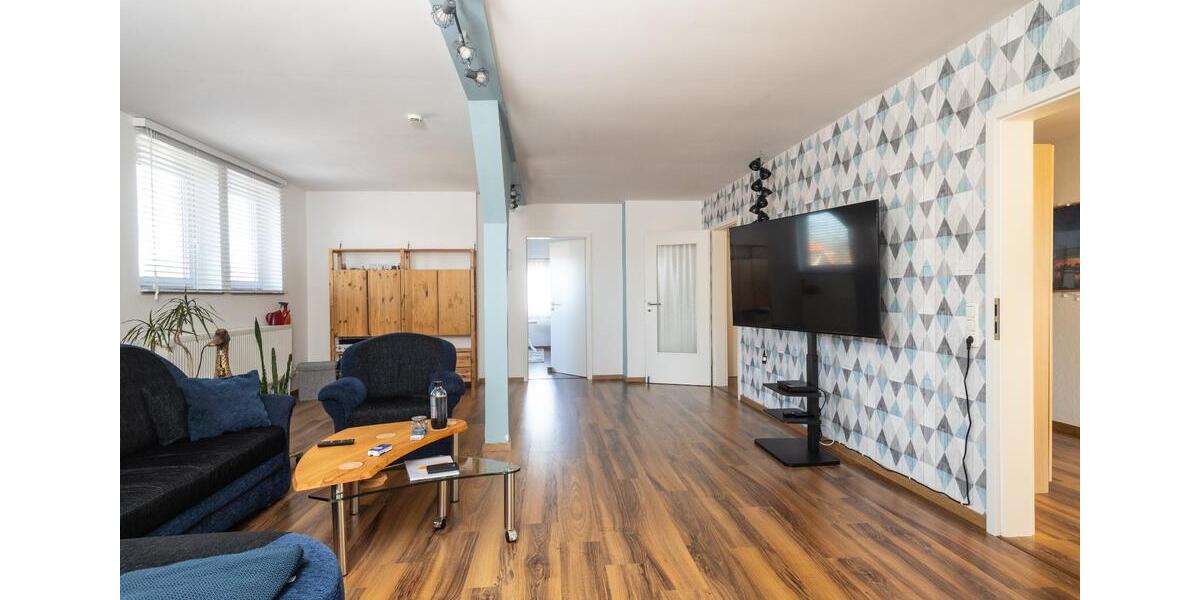 Dachgeschoßwohnung Braunschweig Westliches Ringgebiet - 5 Zimmer, 120 m&sup2;, 380.000&euro; | Angebot:27122040