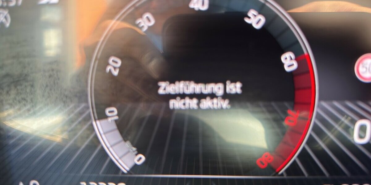 Skoda Kamiq 1.0 TSi Selection Black *Sitzhzg/Kamera/LED/ 13.225 km 21.490 &euro; Bamberg 96052