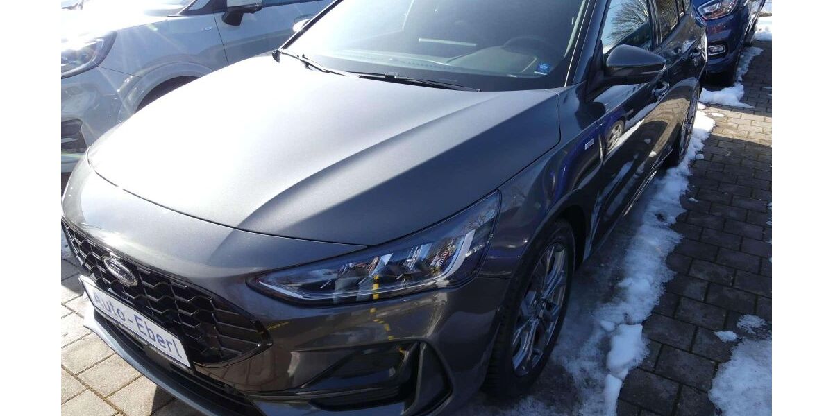 Ford Focus 24.000 km 24.895 &euro; Seeshaupt 82402