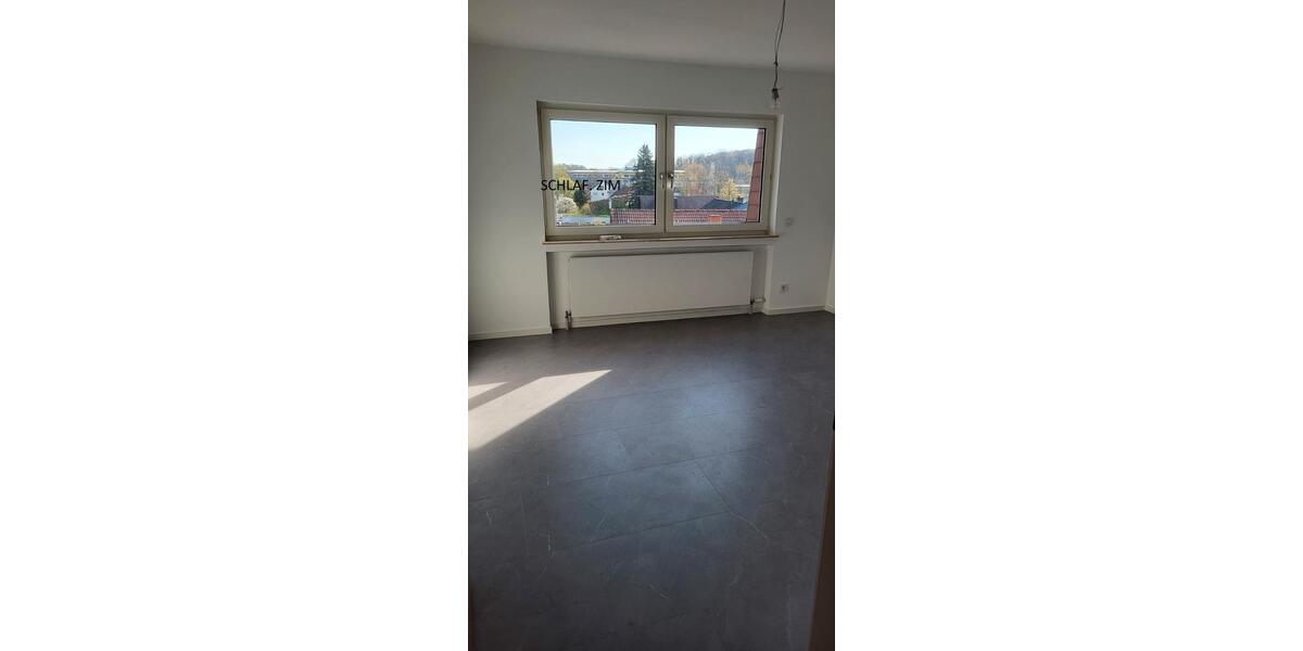 Dachgeschoßwohnung Lollar - 4.5 Zimmer, 100 m&sup2;, 290.000&euro; | Angebot:26253171