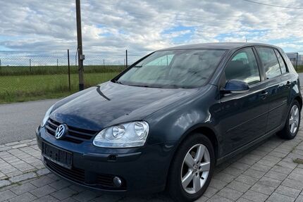 VW Golf 163.000 km 1.650 &euro; Fürstenzell 94081