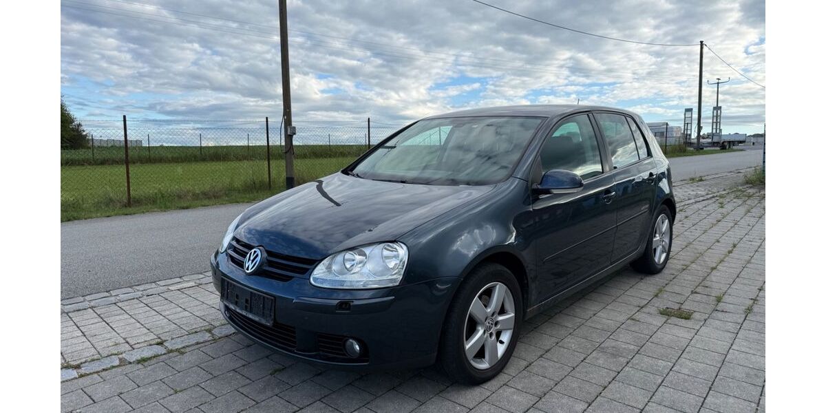 VW Golf 163.000 km 1.650 &euro; Fürstenzell 94081