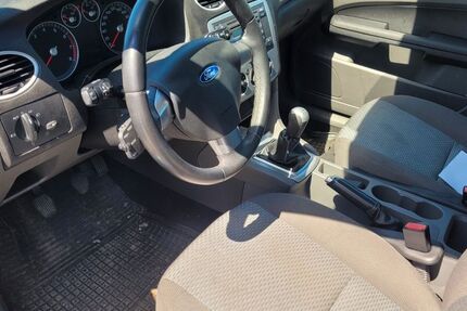 Ford Focus 178.000 km 2.000 &euro; Hameln 31785