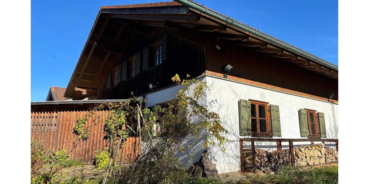 Einfamilienhaus Edling Hart - 6 Zimmer, 200 m&sup2;, 2.200&euro; | Angebot:26853020