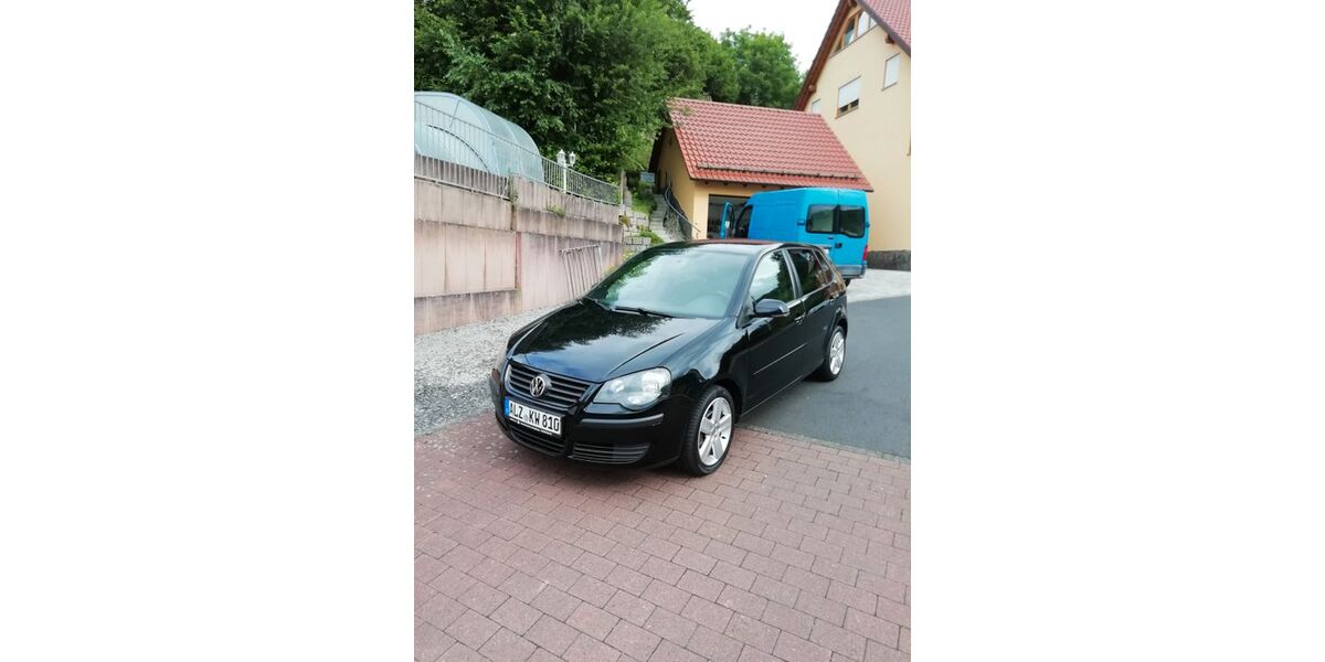 VW Polo 221.000 km 1.390 &euro; Moembris 63776
