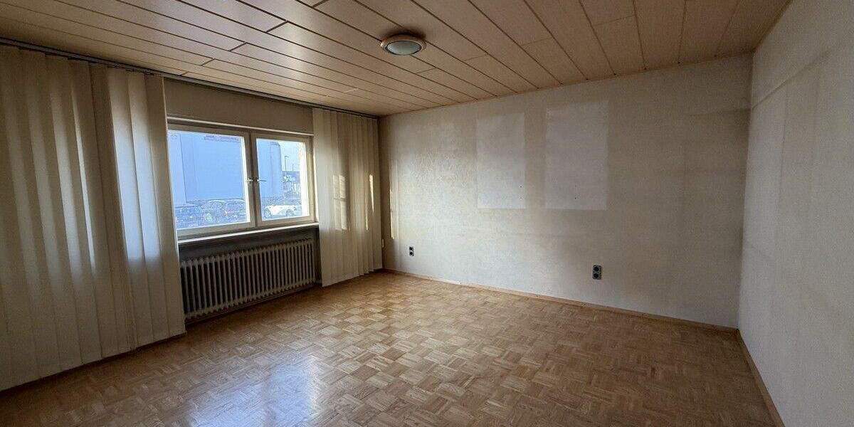 Mehrfamilienhaus, Wohnhaus Graben-Neudorf Neudorf - 7 Zimmer, 224 m&sup2;, 490.000&euro; | Angebot:24789241