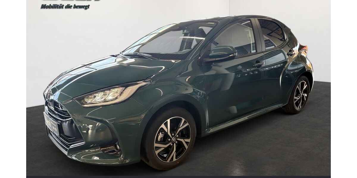 Toyota Yaris 2.500 km 27.550 &euro; Villingen-Schwenningen 78048