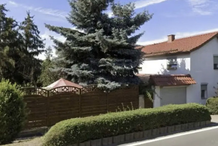 Einfamilienhaus mit großem Garten und Nebengebäude in Allstedt OT 8 zimmer