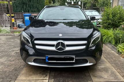 Mercedes-Benz GLA 200 62.864 km 17.500 &euro; Schulzendorf 15732