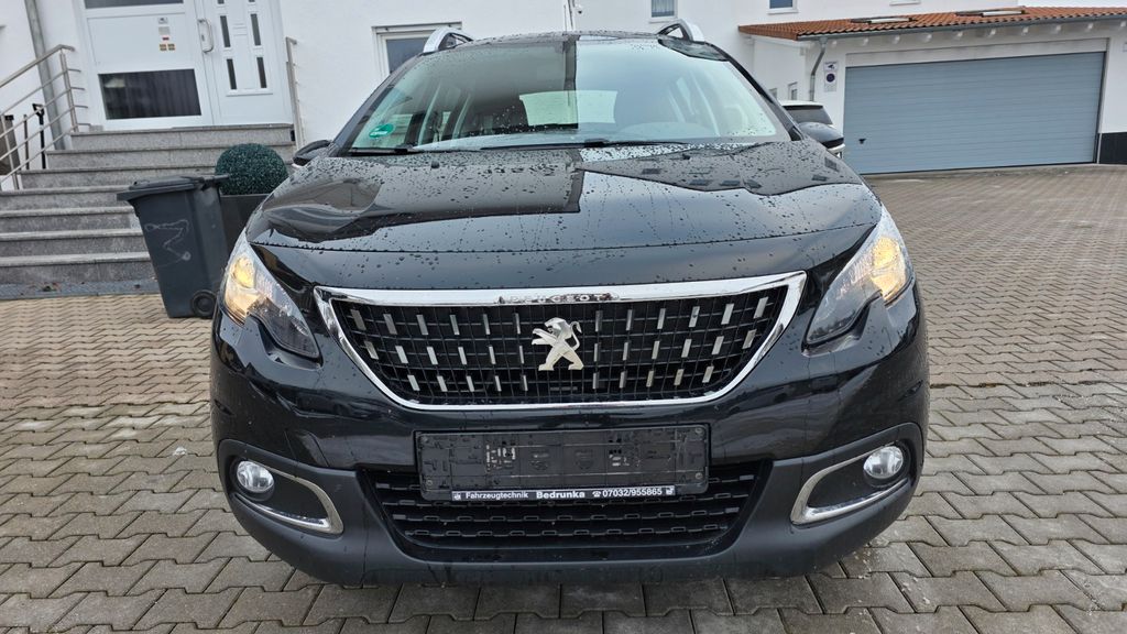 Peugeot 2008 66.000 km 11.100 &euro; Stuttgart 70563