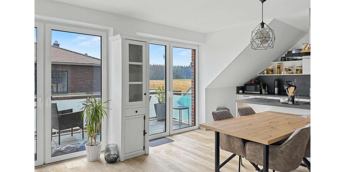 Dachgeschoßwohnung Ganderkesee - 4 Zimmer, 96 m&sup2;, 1.250&euro; | Angebot:25943368