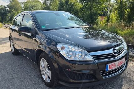 Opel Astra 214.630 km 1.999 &euro; Langquaid 84085