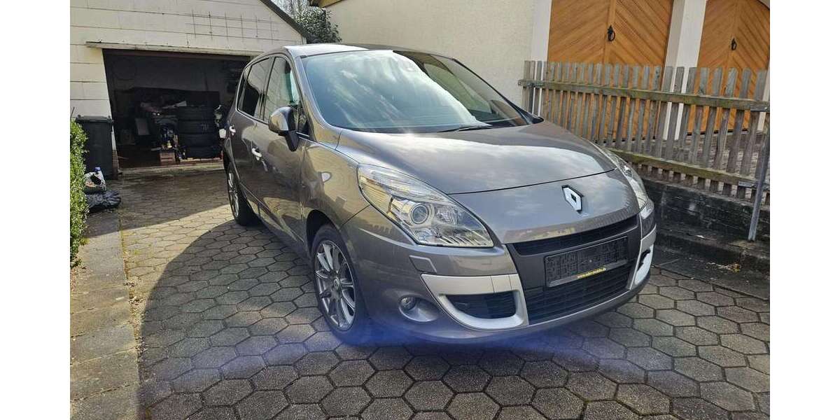 Renault Scenic 85.500 km 6.150 &euro; Wunsiedel, St 95632