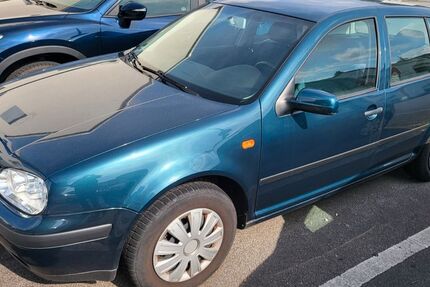 VW Golf 75.412 km 3.200 € Langenfeld 40764