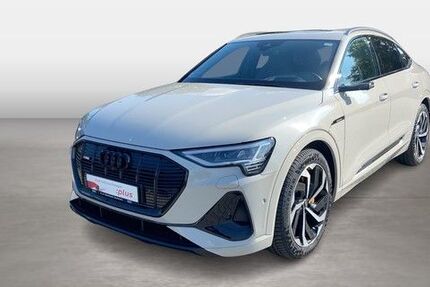 Audi e-tron 42.255 km 38.830 € Zwickau 08056
