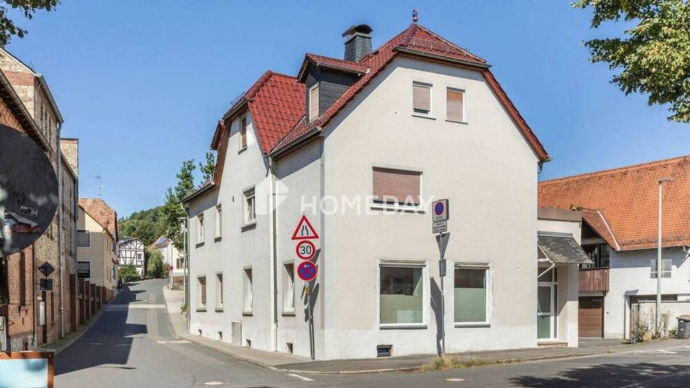 Großzügige 5-Zimmer-Etagenwohnung mit Balkon und Garage in gefragter Lage von Eppstein-Niederjosbach 5 zimmer