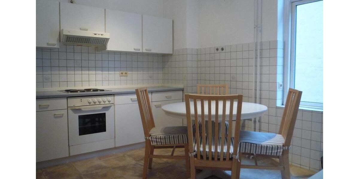 Etagenwohnung Flensburg - 3 Zimmer, 96 m&sup2;, 960&euro; | Angebot:26505731