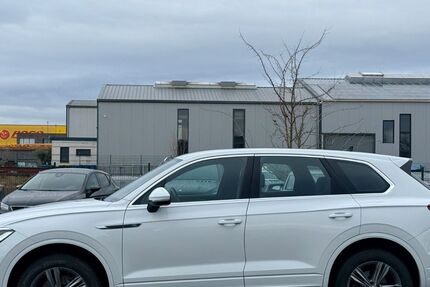 VW Touareg 74.000 km 39.500 &euro; Düren 52351