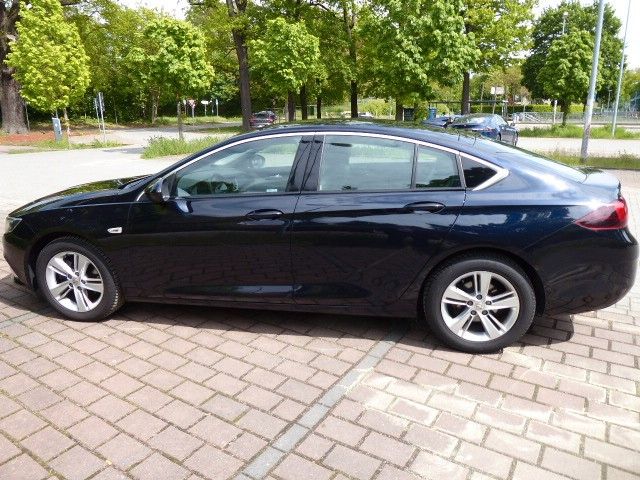 Opel Insignia 35.200 km 15.400 &euro; Falkensee 14612