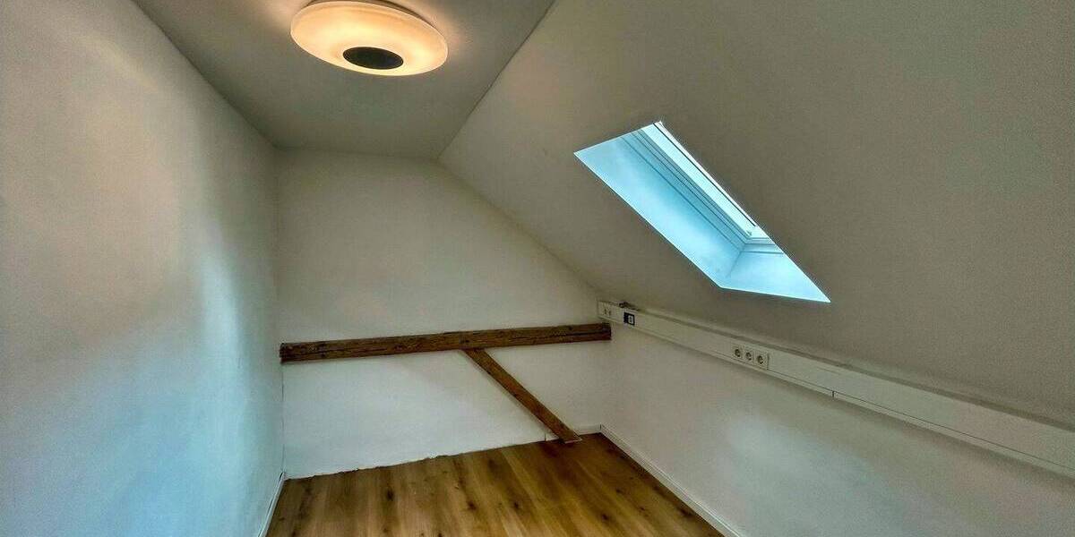 Mehrfamilienhaus, Wohnhaus Rodewisch - 1 Zimmer, 190 m&sup2;, 129.000&euro; | Angebot:26596504