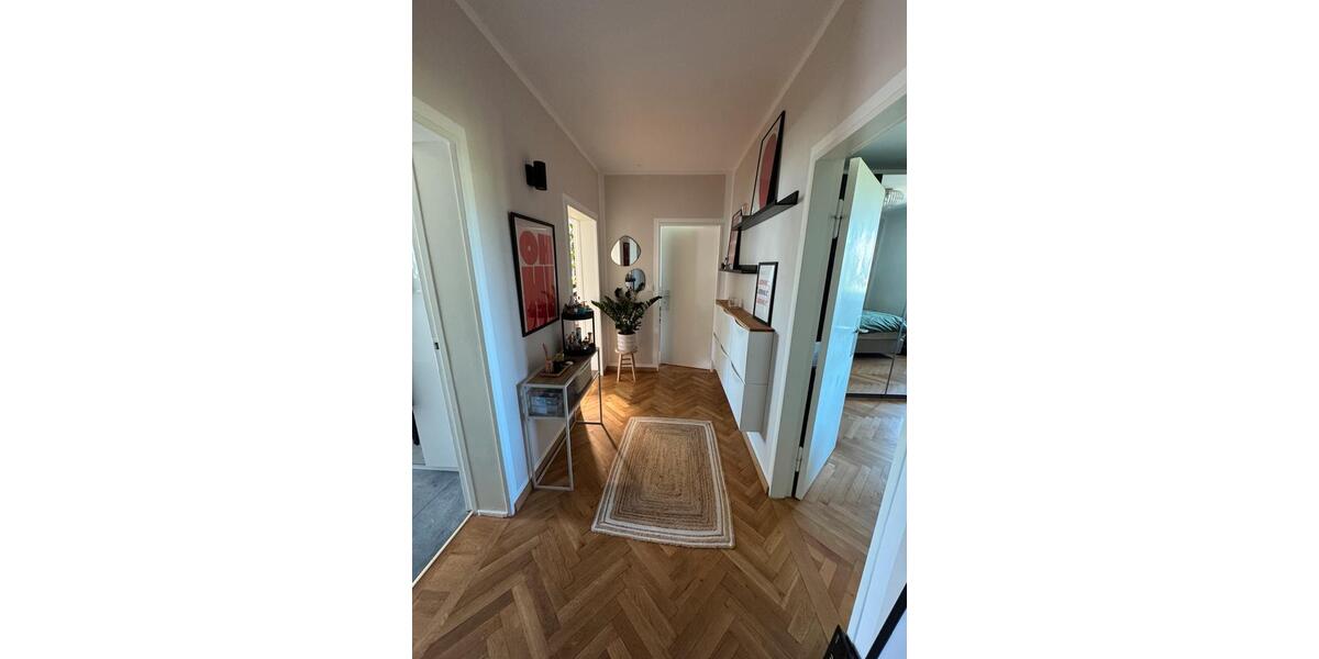 Etagenwohnung Kitzingen - 3 Zimmer, 99 m&sup2;, 1.138&euro; | Angebot:26296540