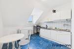 Gemütliche 2-Zimmer-Dachgeschoßwohnung mit Wintergarten in Trier-Euren