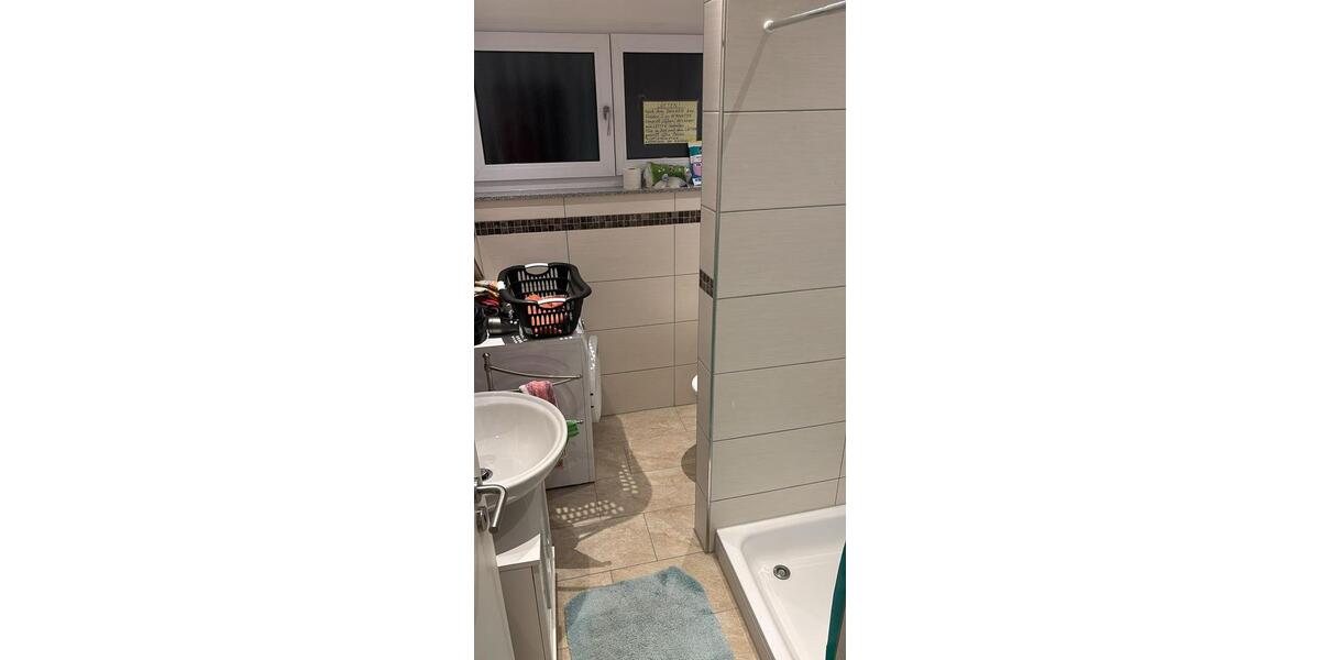 Dachgeschoßwohnung Regensburg Galgenberg - 450 Zimmer, 20 m&sup2;, 450&euro; | Angebot:25512612