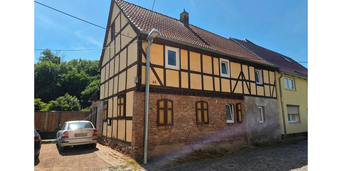 Einfamilienhaus Südharz - 8 Zimmer, 139 m&sup2;, 130.000&euro; | Angebot:27021223