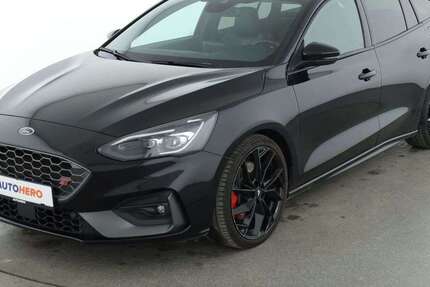 Ford Focus 59.504 km 22.450 &euro; Hamburg 22529